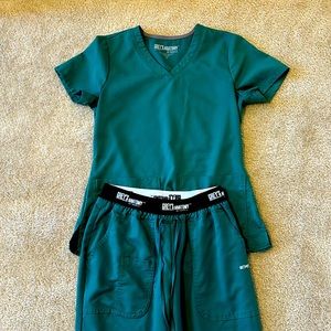 Grey’s Anatomy scrubs